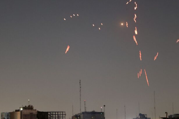 Embaixada começa a identificar brasileiros que querem deixar Israel