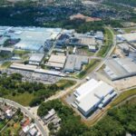 Emprego industrial tem primeira queda mensal em 18 meses