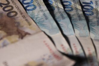 Entidades do setor produtivo e sindicatos criticam aumento de juros