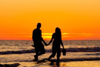 Hoje é Dia: combate ao trabalho infantil e Dia dos Namorados em foco