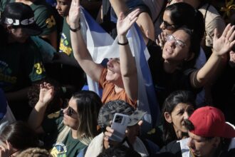 Marcha para Jesus mantém tom político com milhares de pessoas em SP