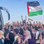 Milhares de ativistas marcham a Gaza para romper bloqueio de Israel