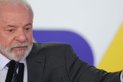 “O mundo ainda não está preparado para viver sem o petróleo”, diz Lula
