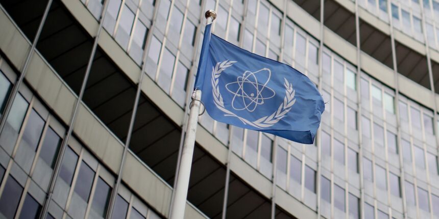Órgão de vigilância nuclear da ONU diz que Irã viola obrigações