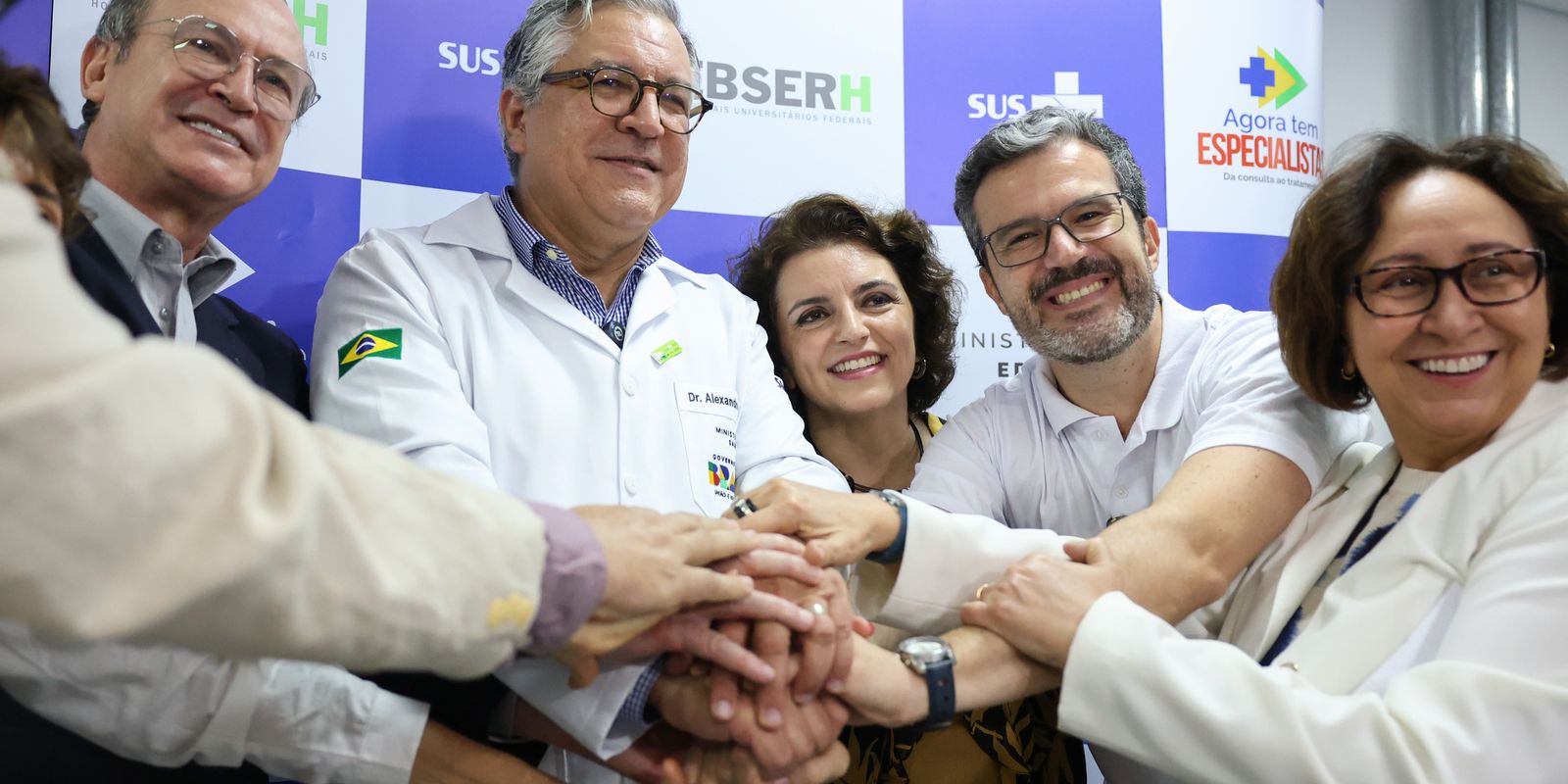 Padilha participa de 1º mutirão de cirurgias para reduzir fila do SUS