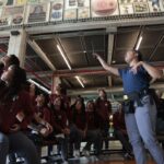 SP: Torcedores acompanham o Campeonato Feminino no Museu do Futebol