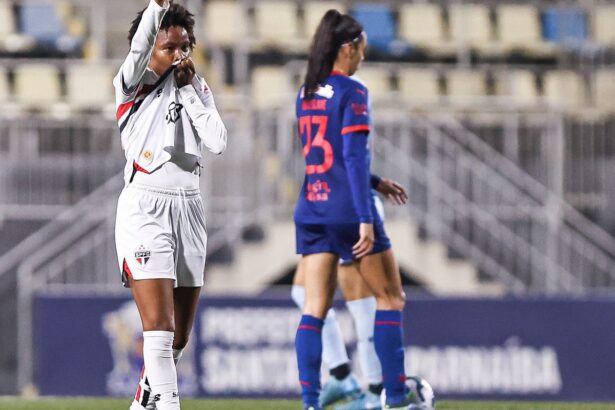 São Paulo goleia Bragantino e chega às quartas do Brasileiro Feminino