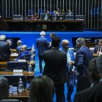 Senado aprova projeto que torna homicídio em escola crime hediondo