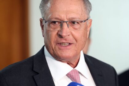 Alckmin conversa com secretário de Comércio dos EUA sobre tarifaço