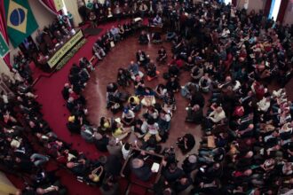 Ato na USP defende soberania nacional diante de tarifaço de Trump