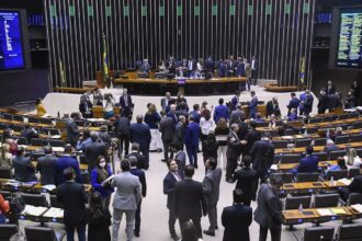 Câmara aprova projeto que cria Estratégia Nacional de Saúde