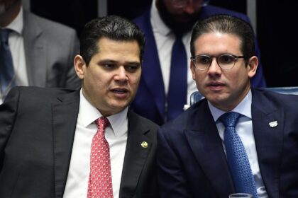 Chefes do Senado e da Câmara falam em união contra "agressão" dos EUA