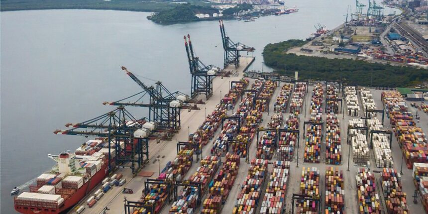 Imprensa internacional repercute tarifaço de Trump contra o Brasil