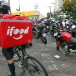 Lei do Rio de Janeiro obriga aplicativos a dar mochilas a entregadores
