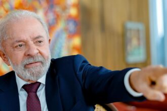 Lula manifesta solidariedade a ministros do STF após sanções dos EUA