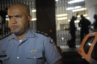 MP denuncia tenente-coronel por invasão de domicílio e constrangimento