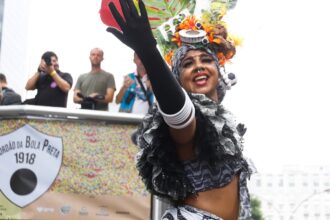 Mais antigo bloco do Rio, Cordão da Bola preta é patrimônio estadual