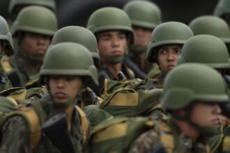 Senadores aprovam MP que aumenta vencimento de militares