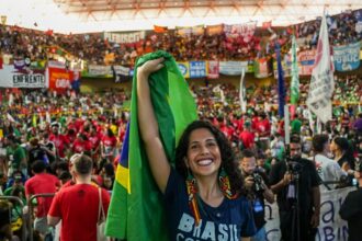 UNE vai puxar mobilização pela soberania e contra o extremismo