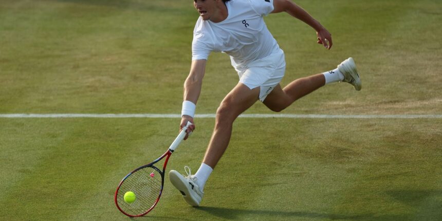 Wimbledon: João Fonseca cai na 3ª rodada; Brasil segue nas duplas