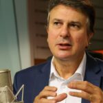 Camilo defende regulação digital para proteger público infantojuvenil