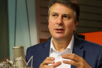 Camilo defende regulação digital para proteger público infantojuvenil