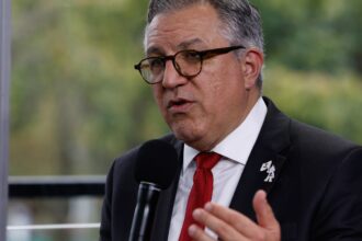 EUA cancelam vistos da filha e da esposa do ministro Alexandre Padilha