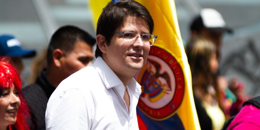 Morre Miguel Uribe, pré-candidato à presidência da Colômbia