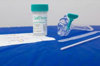 Saiba como é o novo teste do SUS para detectar câncer do colo do útero