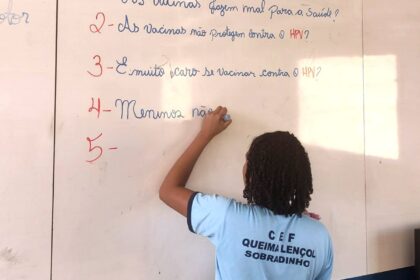 Vacina do HPV avança no público-alvo, mas precisa resgatar mais velhos