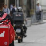 iFood e startup que aluga motos anunciam desconto para entregadores