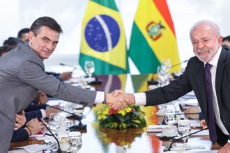Brasil quer aumentar produção e importação de gás da Bolívia