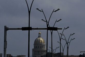 Cuba completa 3 meses sem receber combustível por bloqueio dos EUA