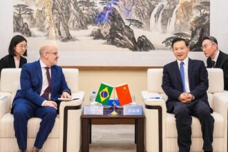 EBC firma parceria inédita com China Media Group