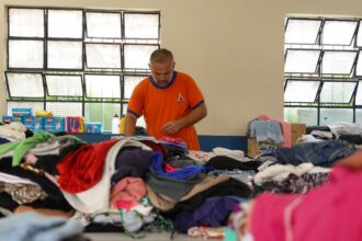 Governo anuncia R$ 60 milhões para reconstrução de escolas em MG