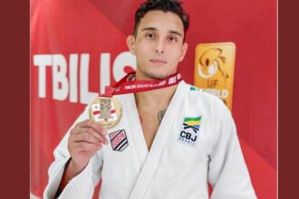 Guilherme Schimidt é bronze no Grand Slam de Tbilisi