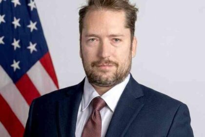 Itamaraty confirma revogação de visto de assessor de Trump