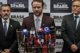 Brasil e EUA anunciam acordo de combate ao tráfico de armas e drogas