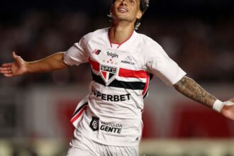 Brasileirão: Ferreira brilha e São Paulo aplica 4 a 1 no Cruzeiro