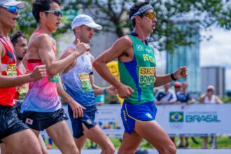 Caio Bonfim e equipe feminina conquistam bronze no Mundial de Marcha