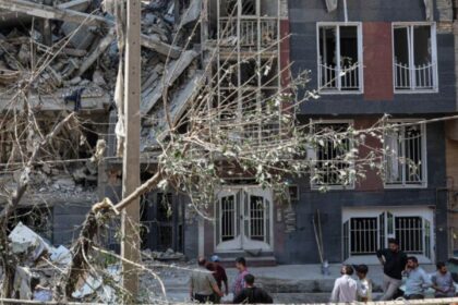 Irã desafia ultimato de Trump: Ormuz jamais retomará status anterior