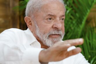 Lula quer anular leilão da Petrobras por vender gás acima da tabela