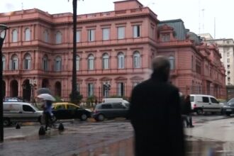 Milei proíbe acesso de jornalistas à Casa Rosada: “ataque à imprensa”