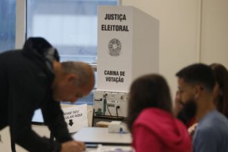 Número de eleitores com mais de 60 anos cresceu 74%, aponta pesquisa