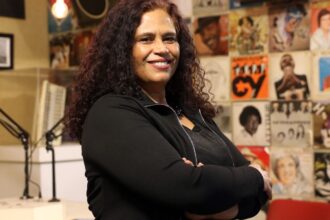 Beatriz Arcoverde, da EBC, vence categoria do Prêmio Mulheres Raras