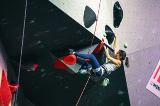 Marina Dias vence etapa da Copa do Mundo de paraescalada nos EUA