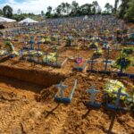 Negacionismo fez brasileiros "perderem" 3,4 anos de vida na pandemia