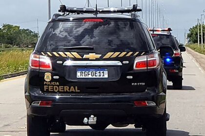PF combate tráfico internacional de drogas em 10 cidades catarinenses