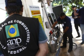 Em três meses, ANP fez 21 autuações por preço abusivo de combustível