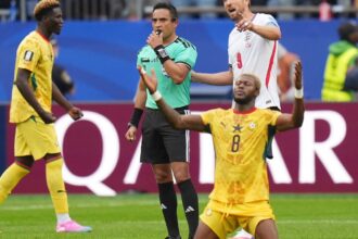 Gana segura Inglaterra e duelo de líderes do Grupo L não sai do zero